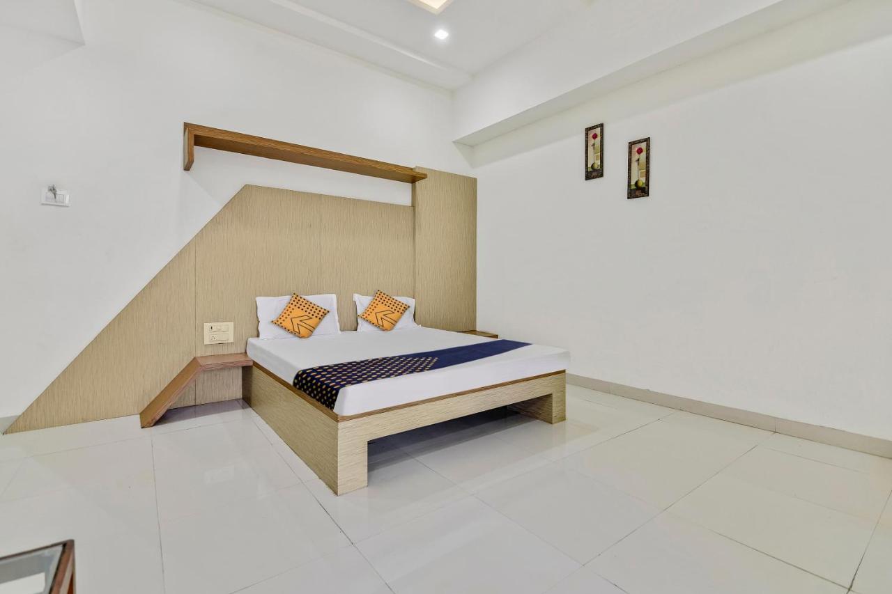 Spot On 62545 Sai Resort Hingoli Extérieur photo